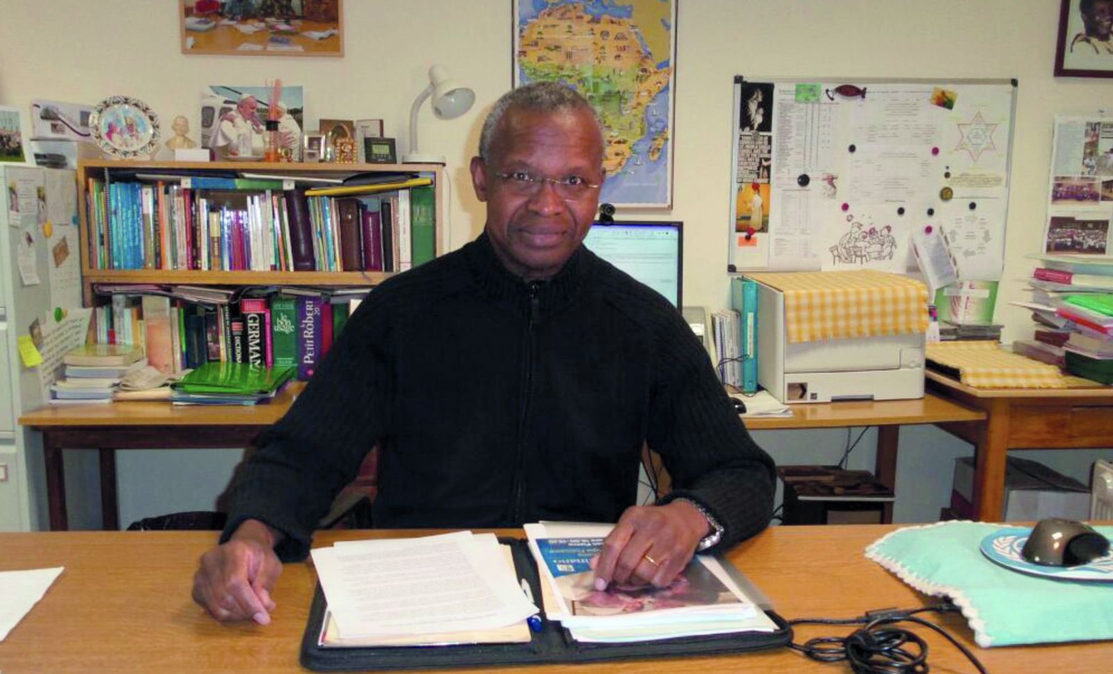 Richard Kuuia Baawobr, cuando era superior general de los Padres Blancos