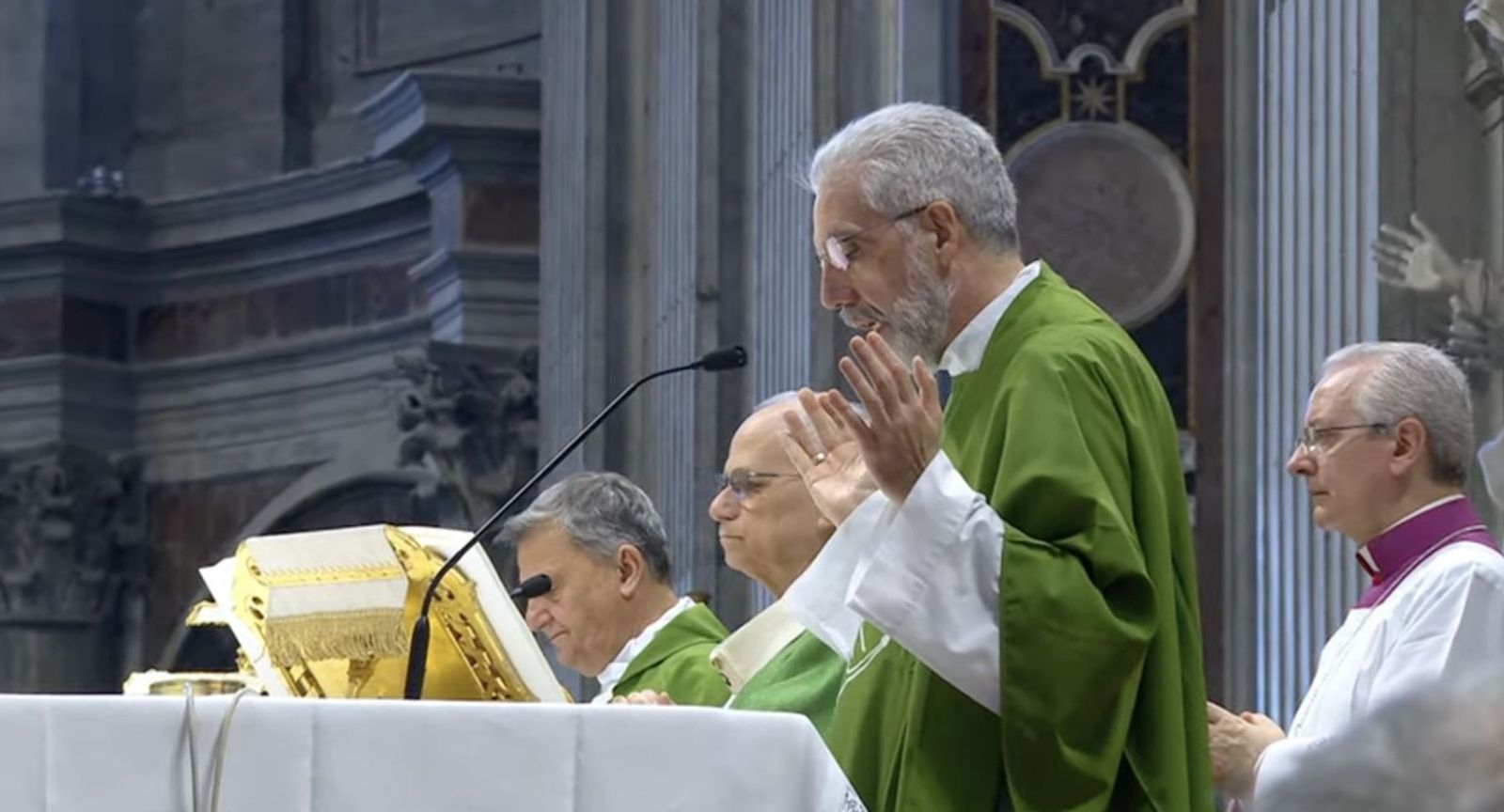 El Papa con Grech y Marin