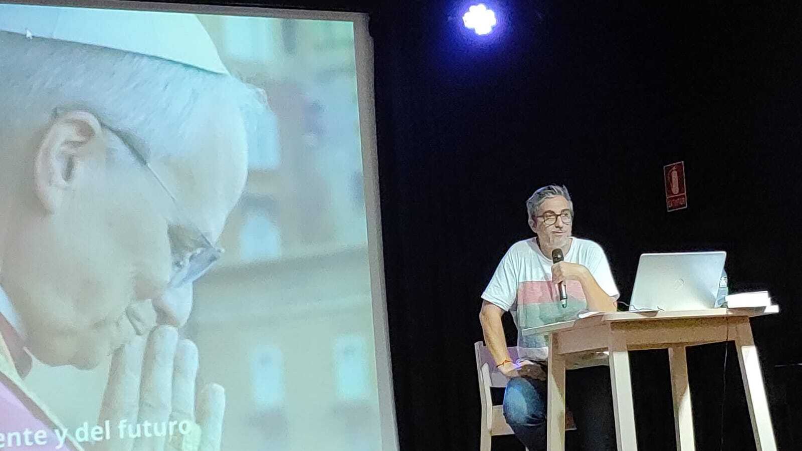 Jesús Bastante, durante su conferencia