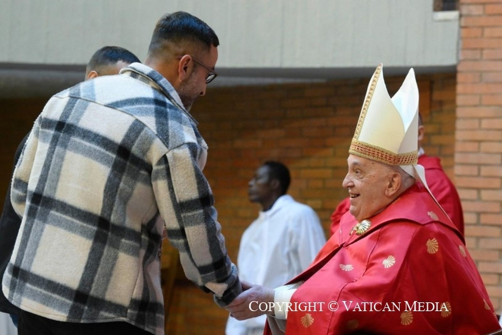 Francisco, con los presos de Rebibbia