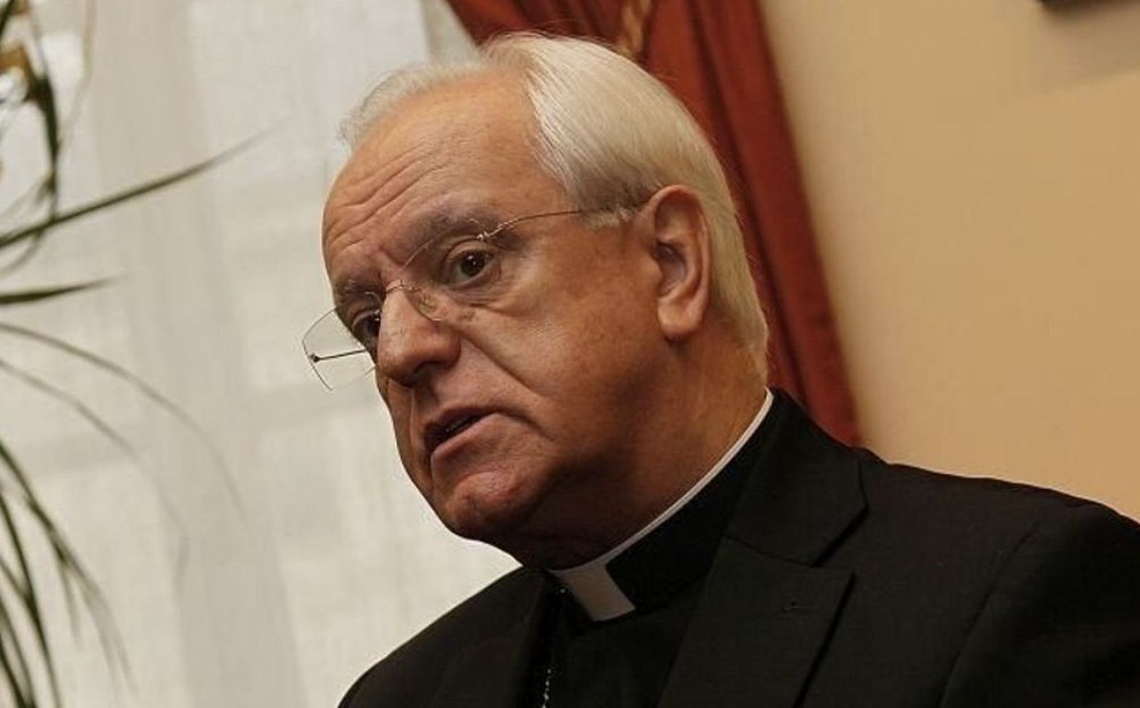 El obispo de Ourense, Leonardo Lemos