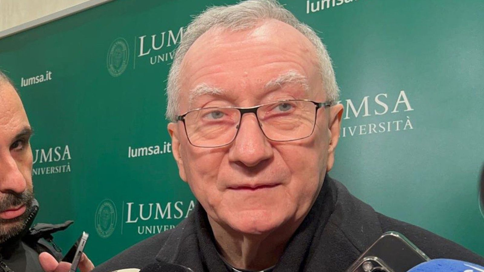 Parolin, ante la prensa