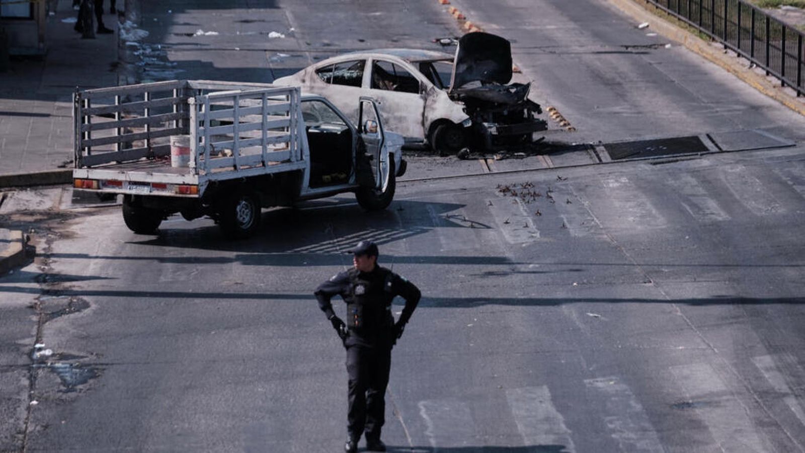 Bloqueos y vehículos incinerados