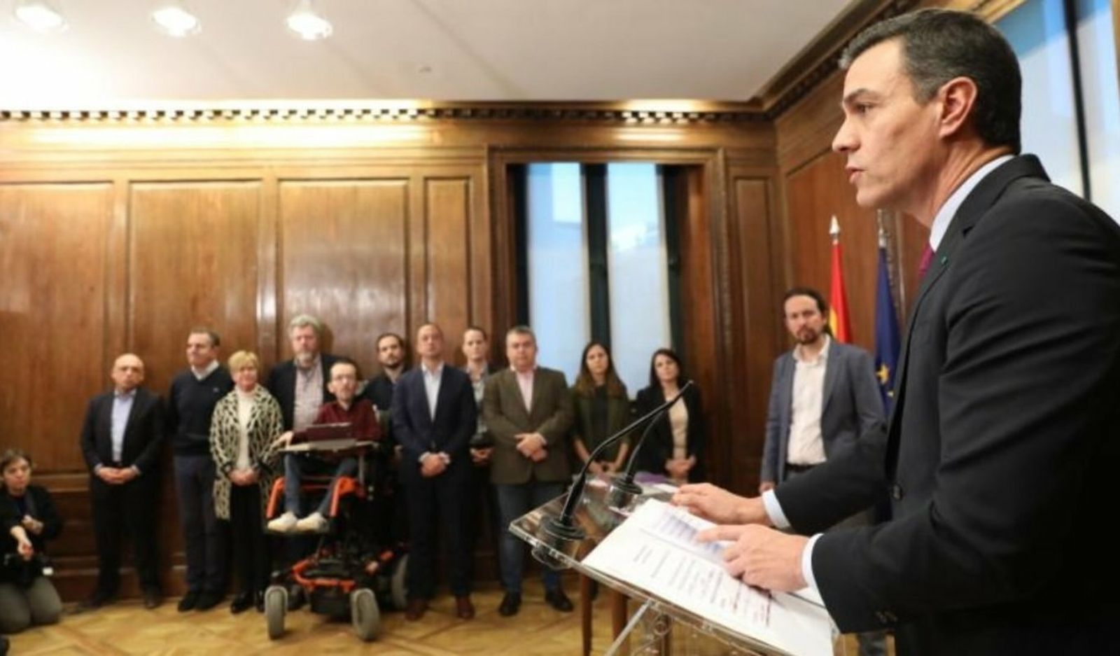 Firma del pacto de Gobierno entre el PSOE y Unidos Podemos