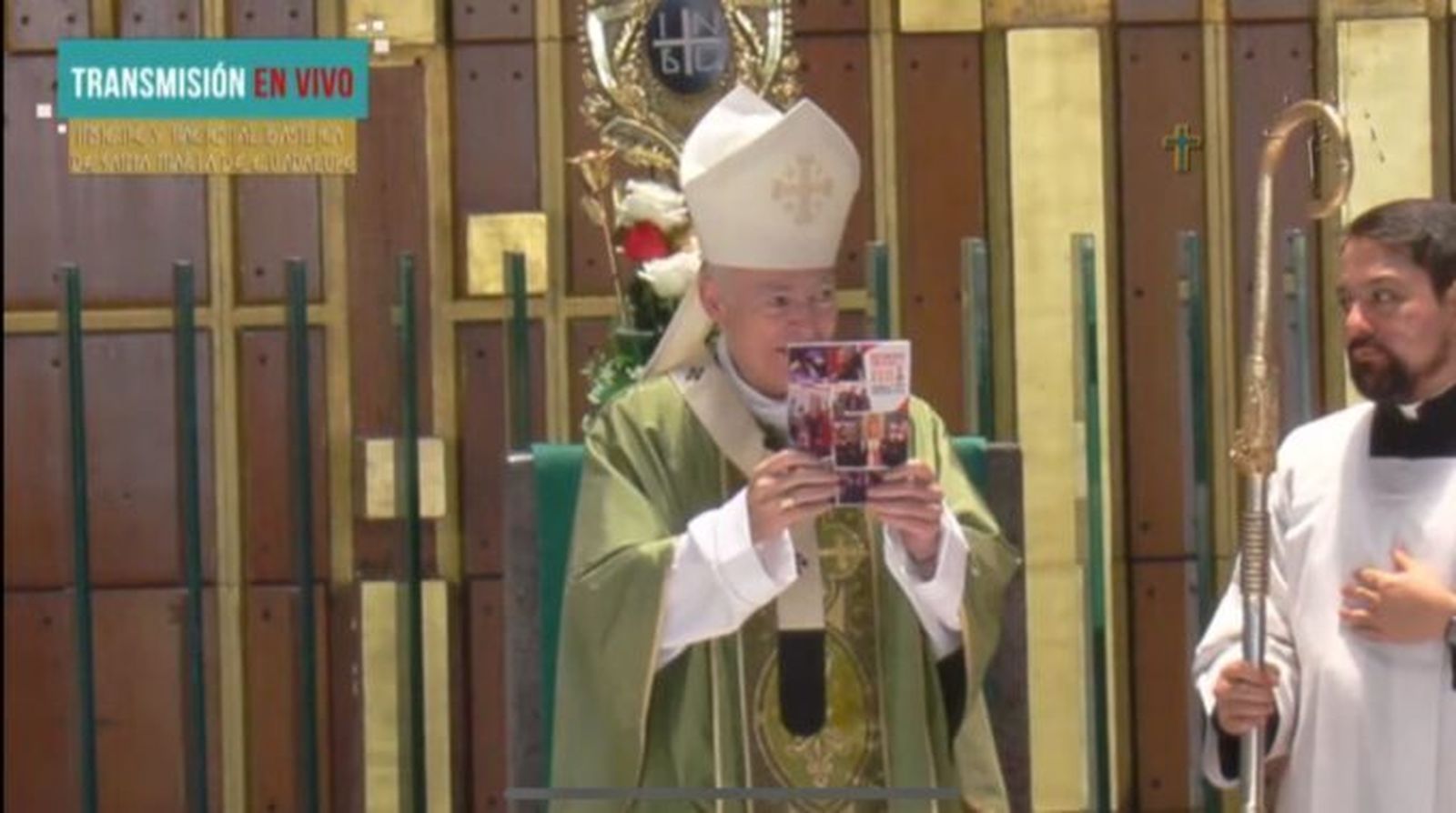 El cardenal Aguiar durante la eucaristía