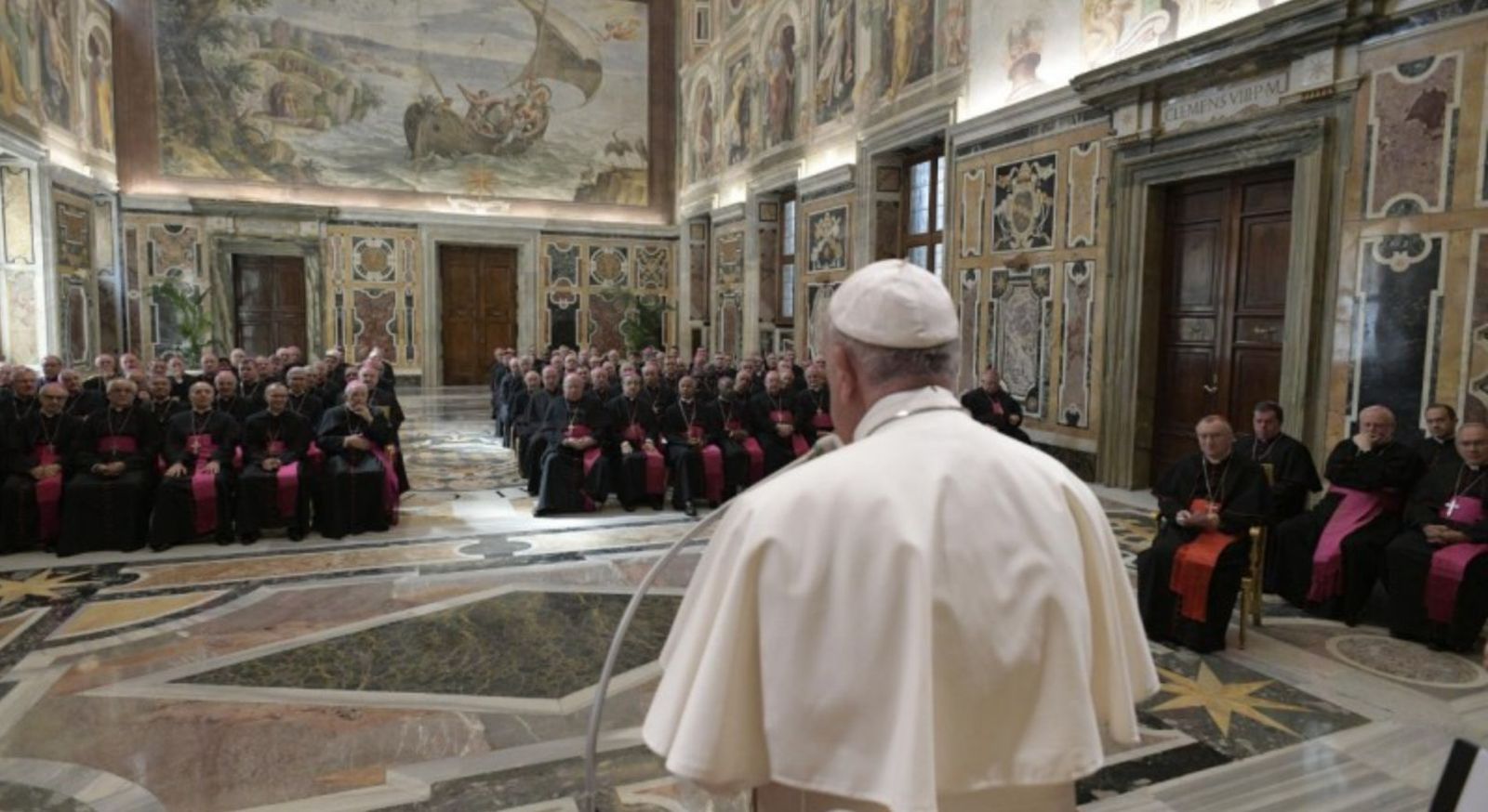 El Papa y los Nuncios