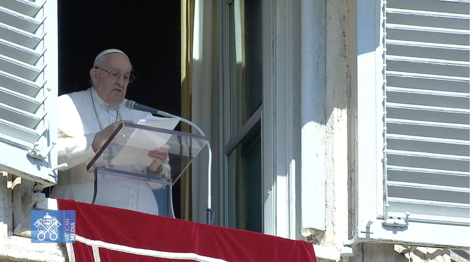 Francisco, durante el ángelus