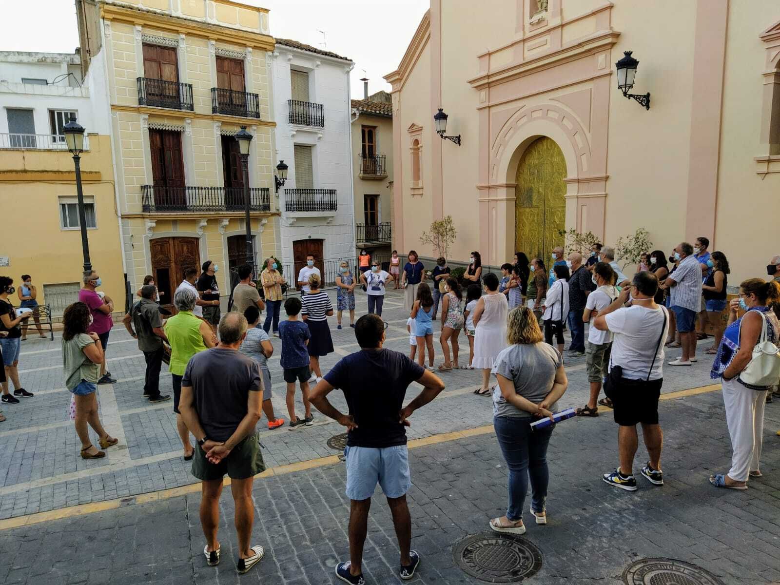 Vecinos de Artana contra las obras de restauración de la Iglesia