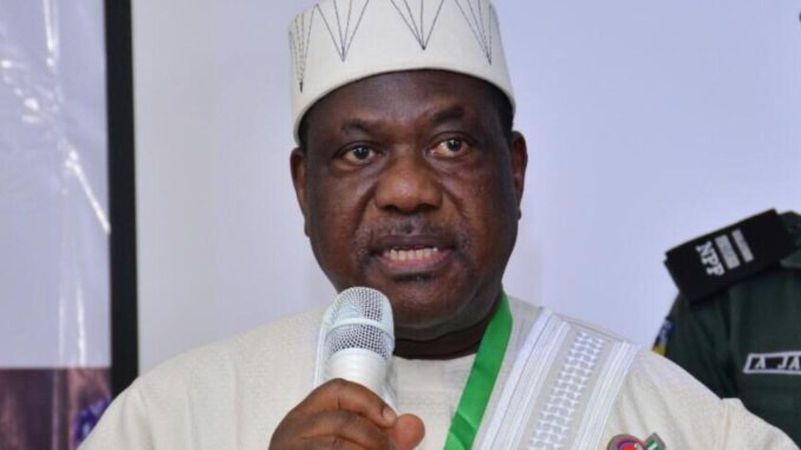 George Akume, secretario del Gobierno de la Federación