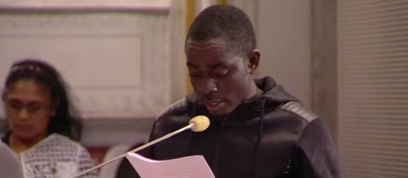 Migrantes hablando al Papa