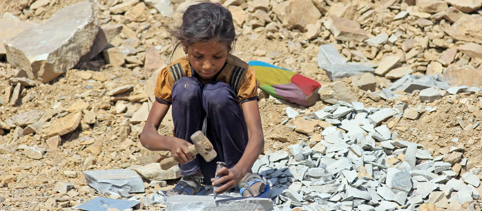 Según un informe de Misereor del año 2020, alrededor de 160 millones de niñas y niños están afectados por el trabajo infantil.