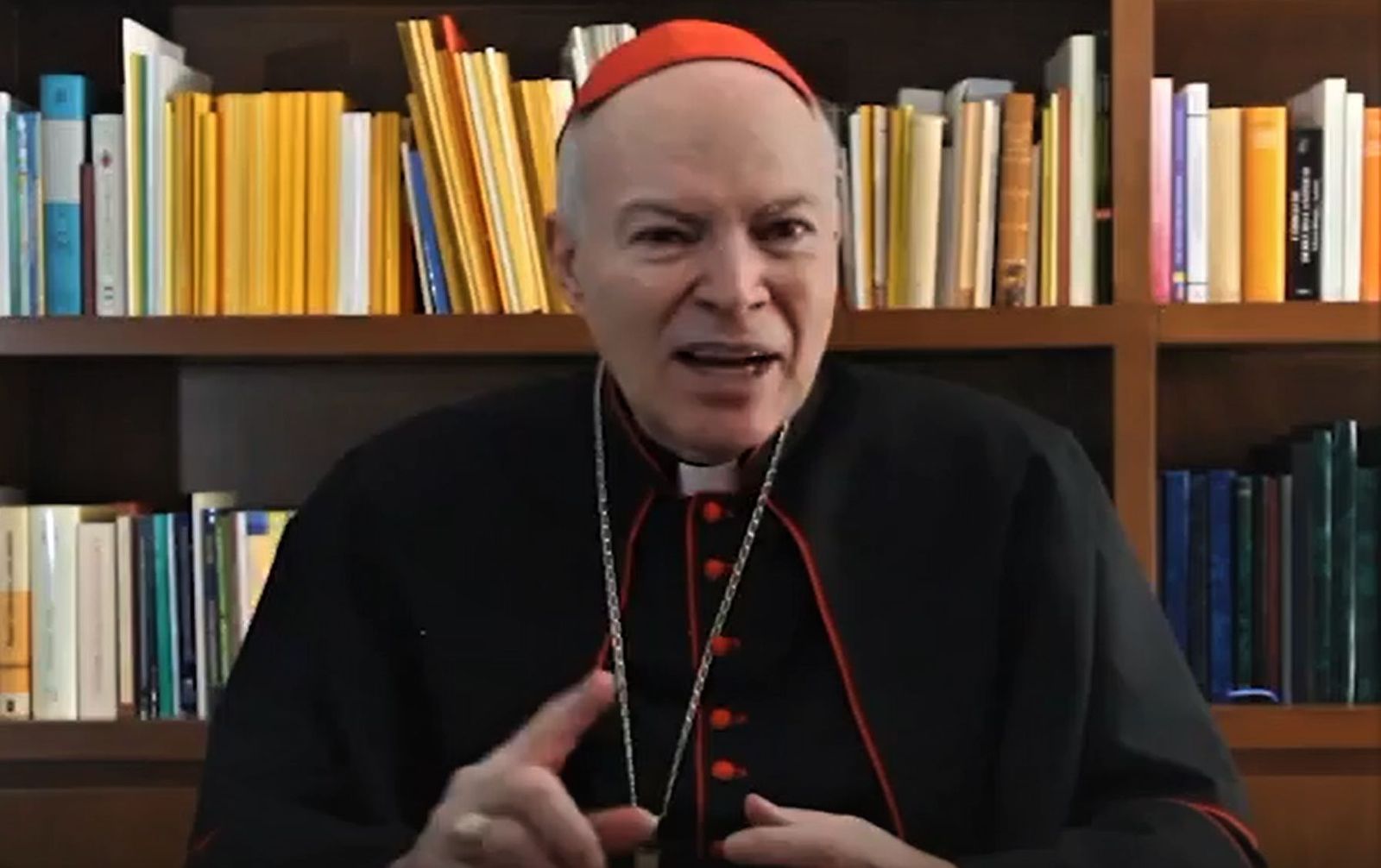 Cardenal Aguiar Retes y el coaching del yo, la arquidiócesis en beneficio de la ciudadanía y más de las despensas de ayuda al clero