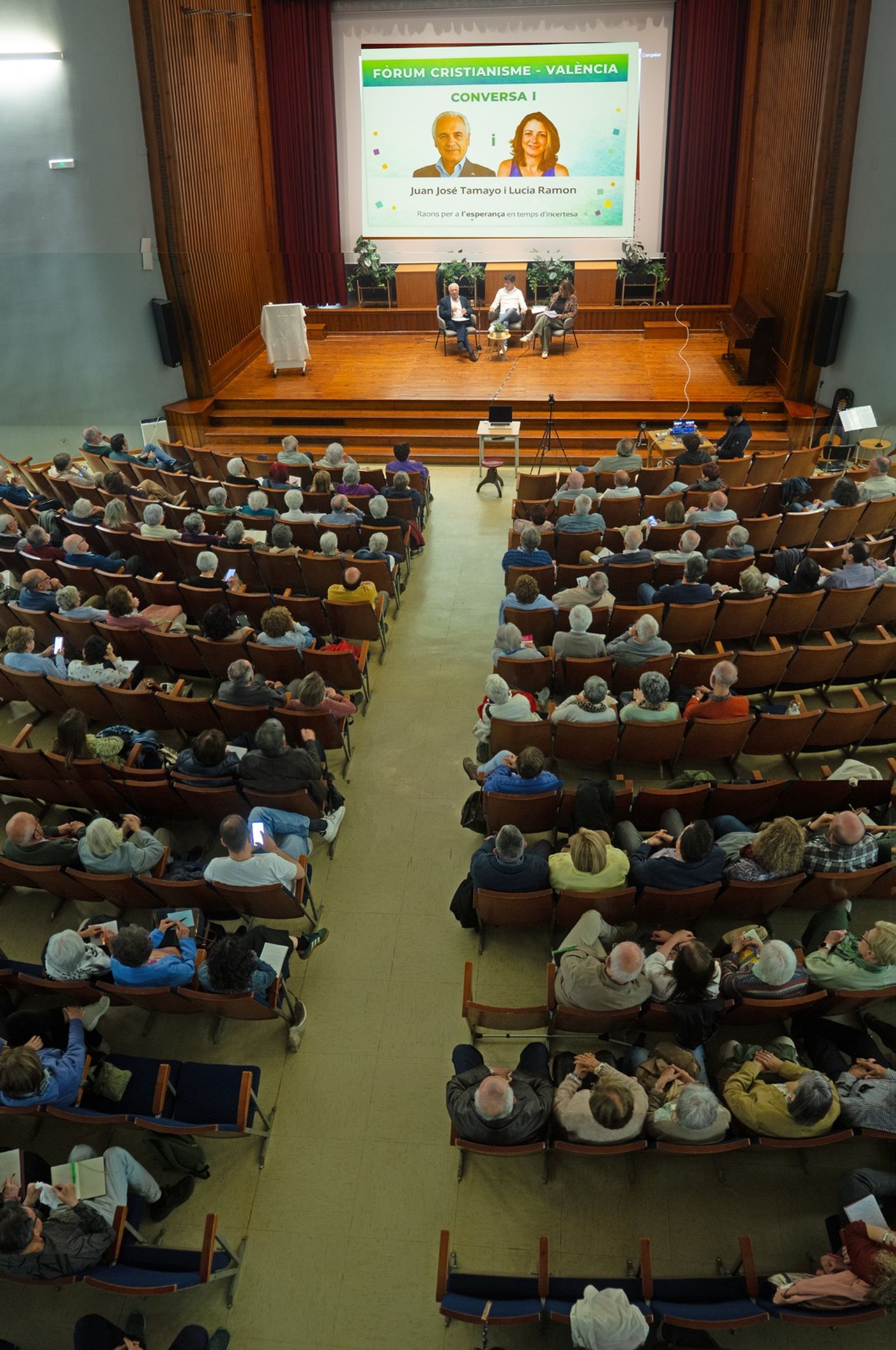 Constitución de la Federación Valenciana de asociaciones y entidades cristianas