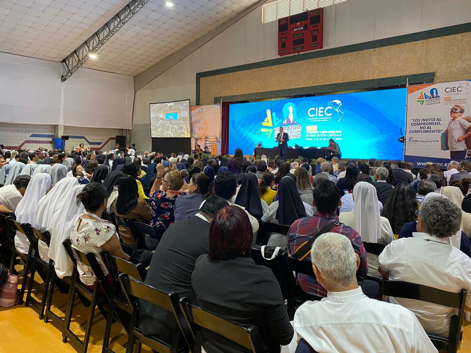 Asistentes a la primera jornada del congreso