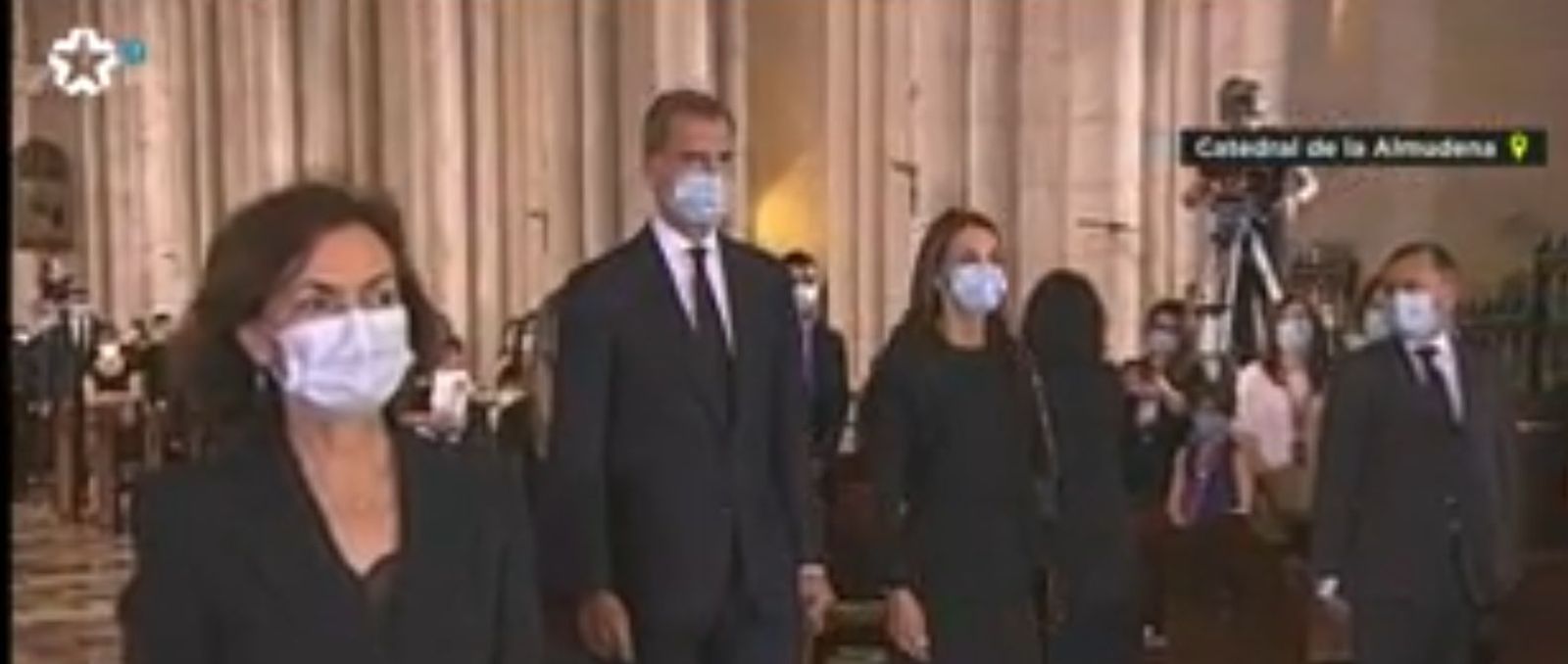 Carmen Calvo y los Reyes en La Almudena