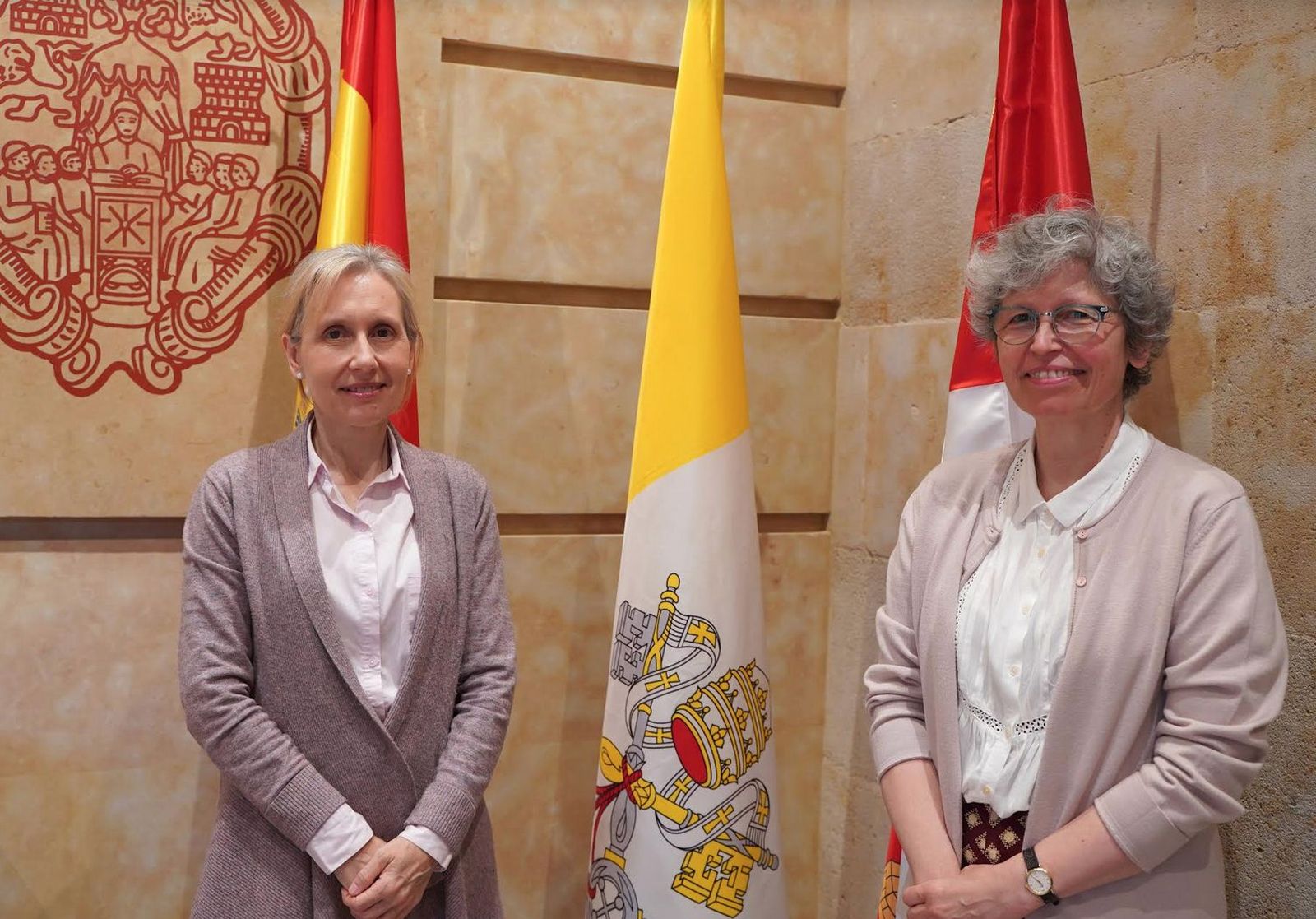 Mirian Cortés Diéguez, y María José Mariño Pérez