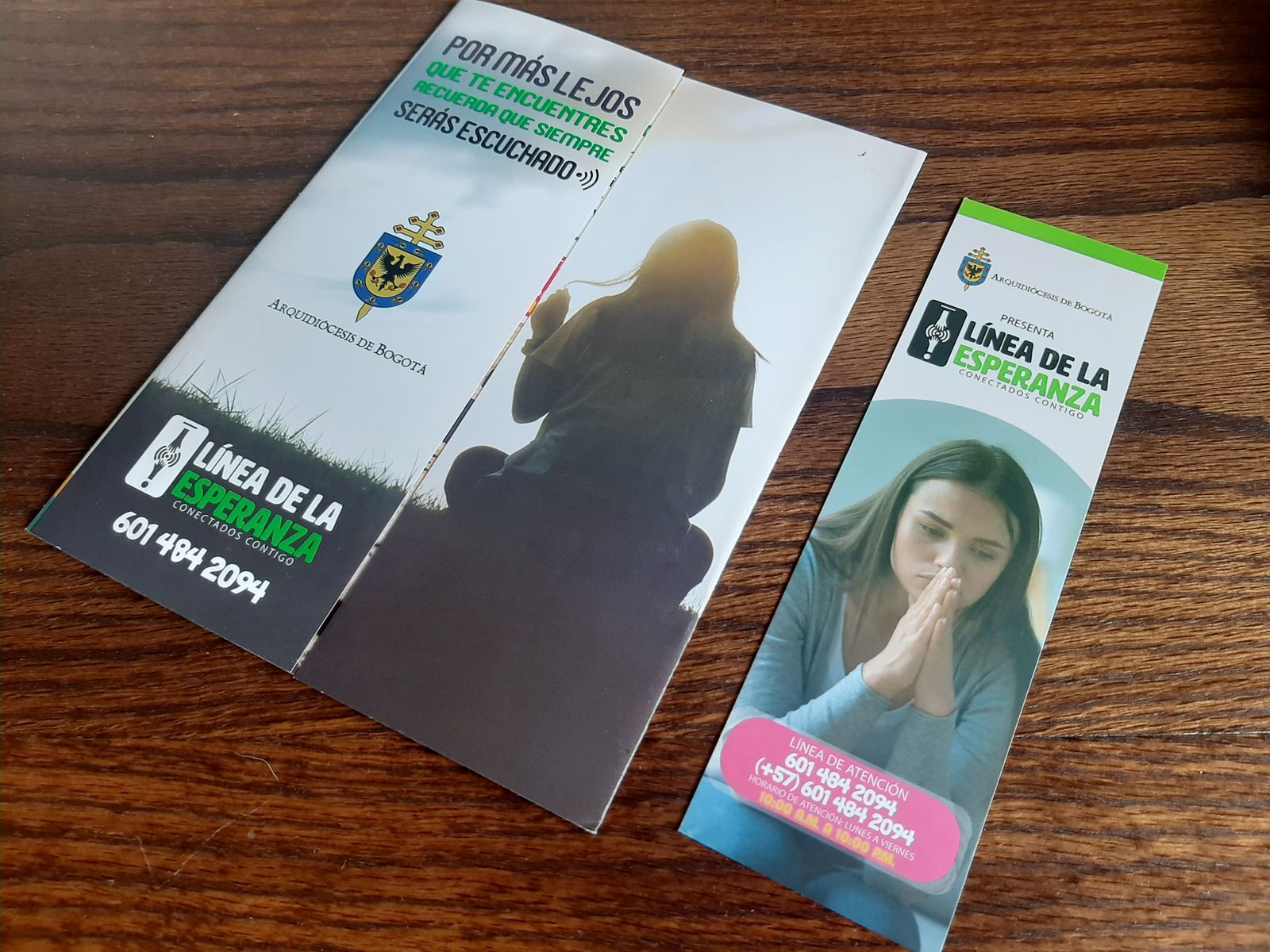 Material de difusión sobre los servicios brindados por la línea para mayores de 18 años