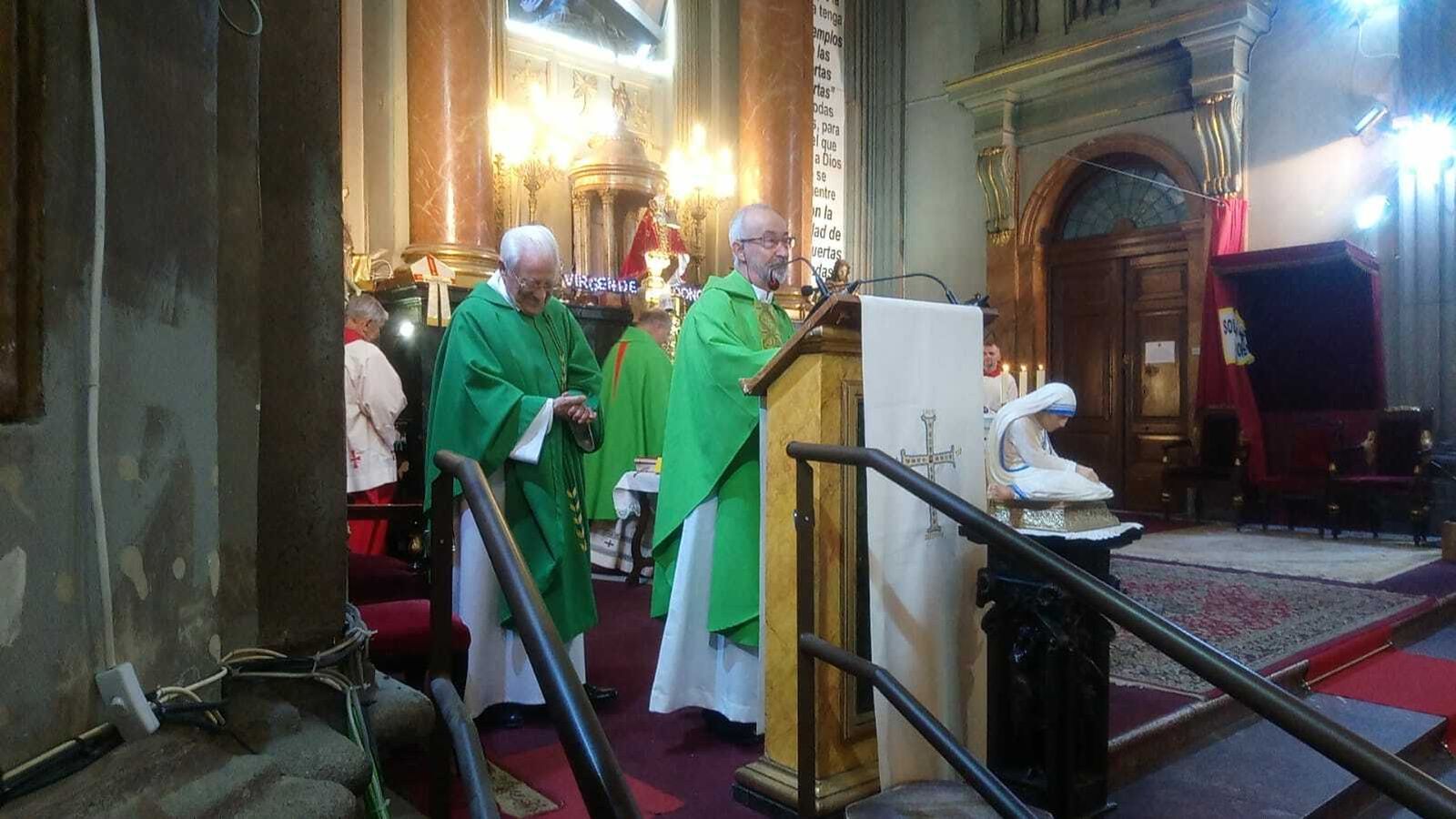 José Luis Pinilla y el padre Ángel