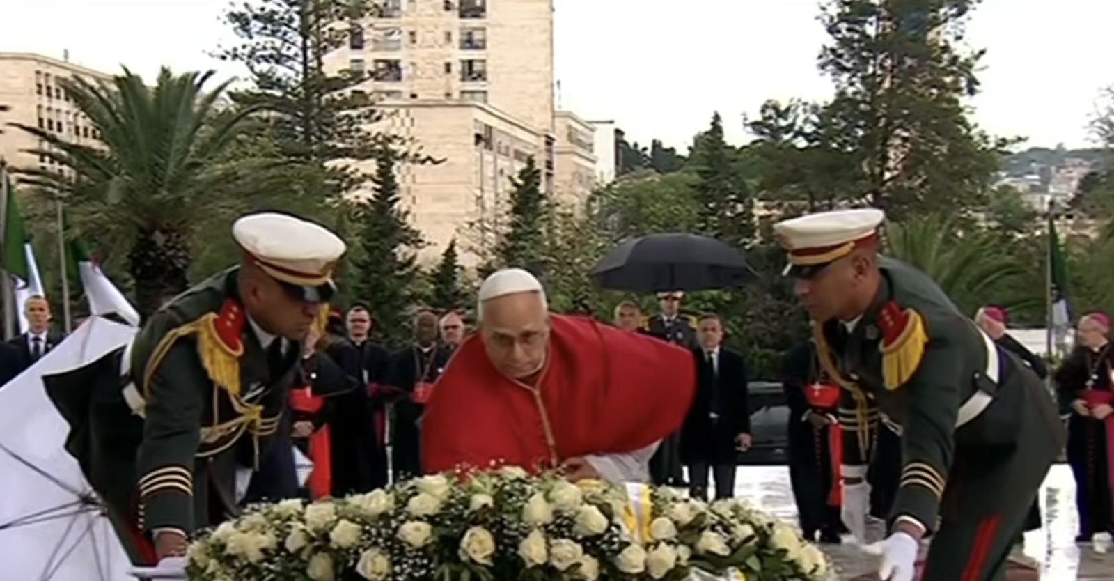 León, en el homenaje a los mártires