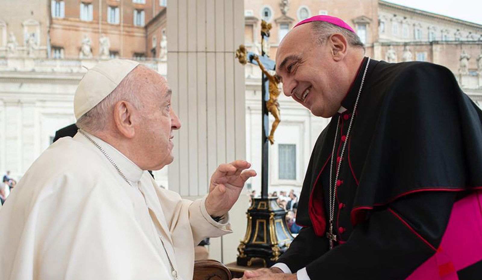 Papa Francisco y Enrique Benavent