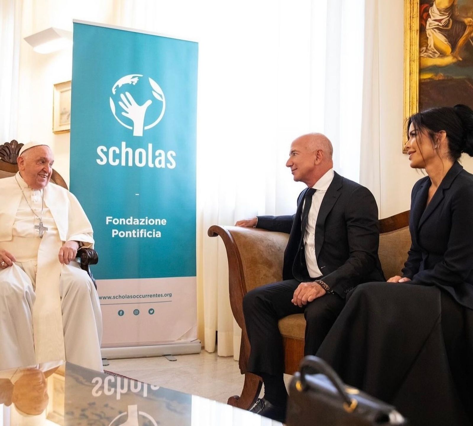 El Papa, con Jeff Bezos, fundador de Amazon