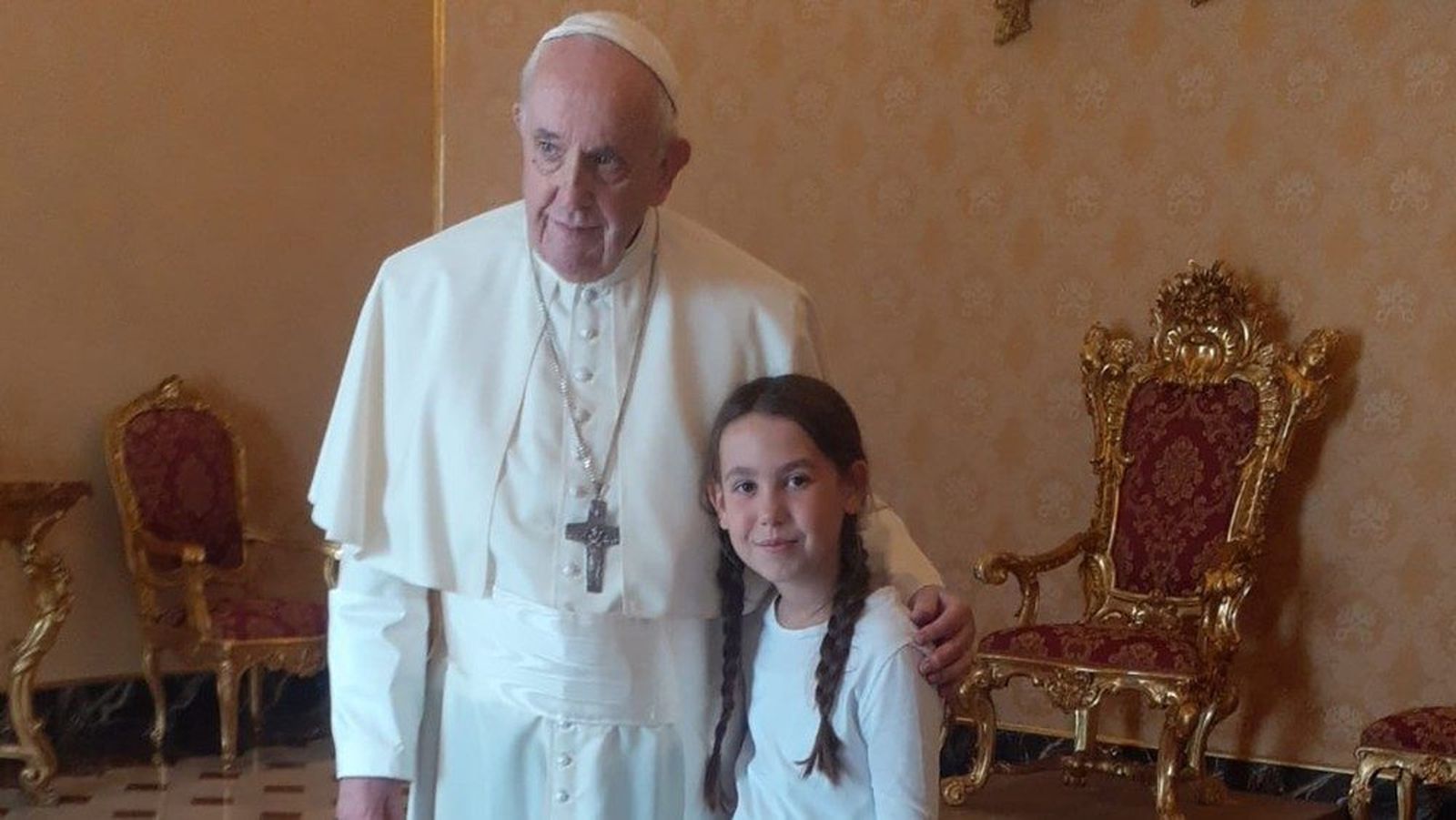 La pequeña Fiammetta "que conmovió al mundo" se reunió con el Papa