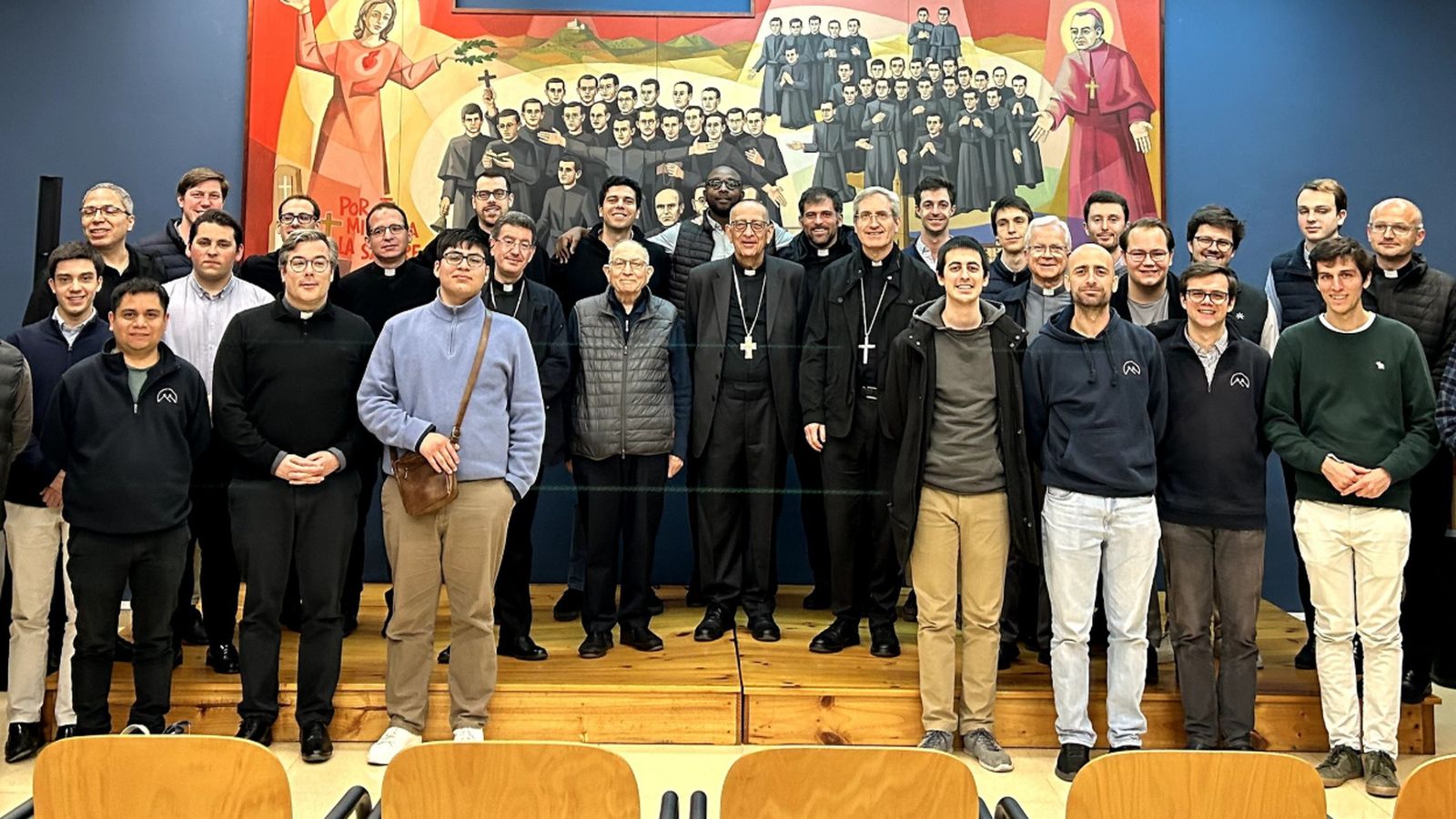 Una delegación barcelonesa, encabezada por el cardenal, visita Barbastro.