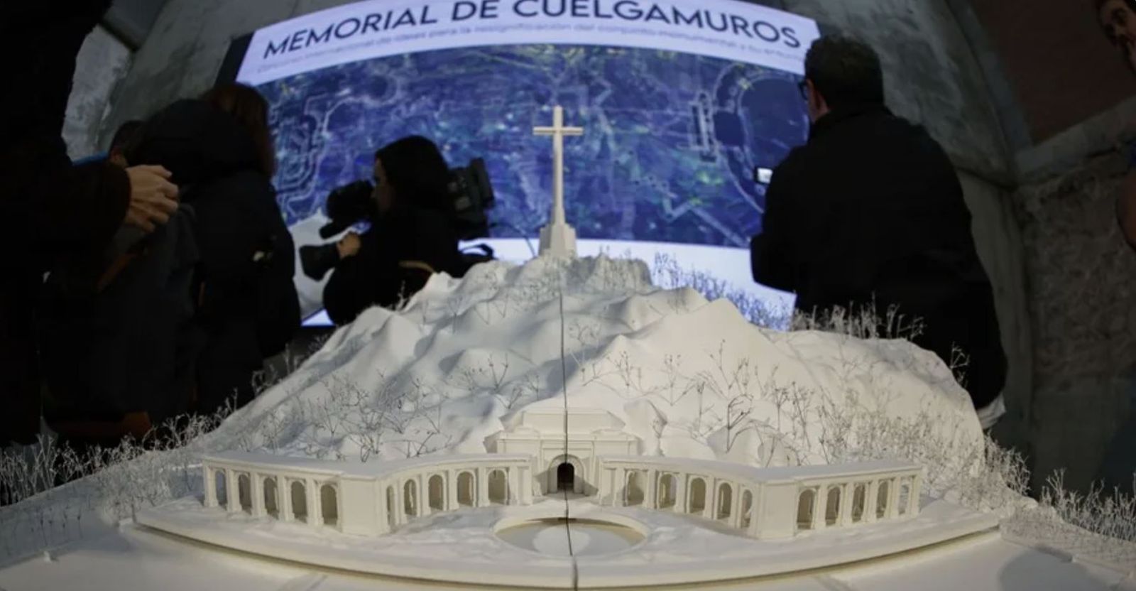 'La base y la cruz': así será, con el plácet de la Iglesia, la resignificación de Cuelgamuros