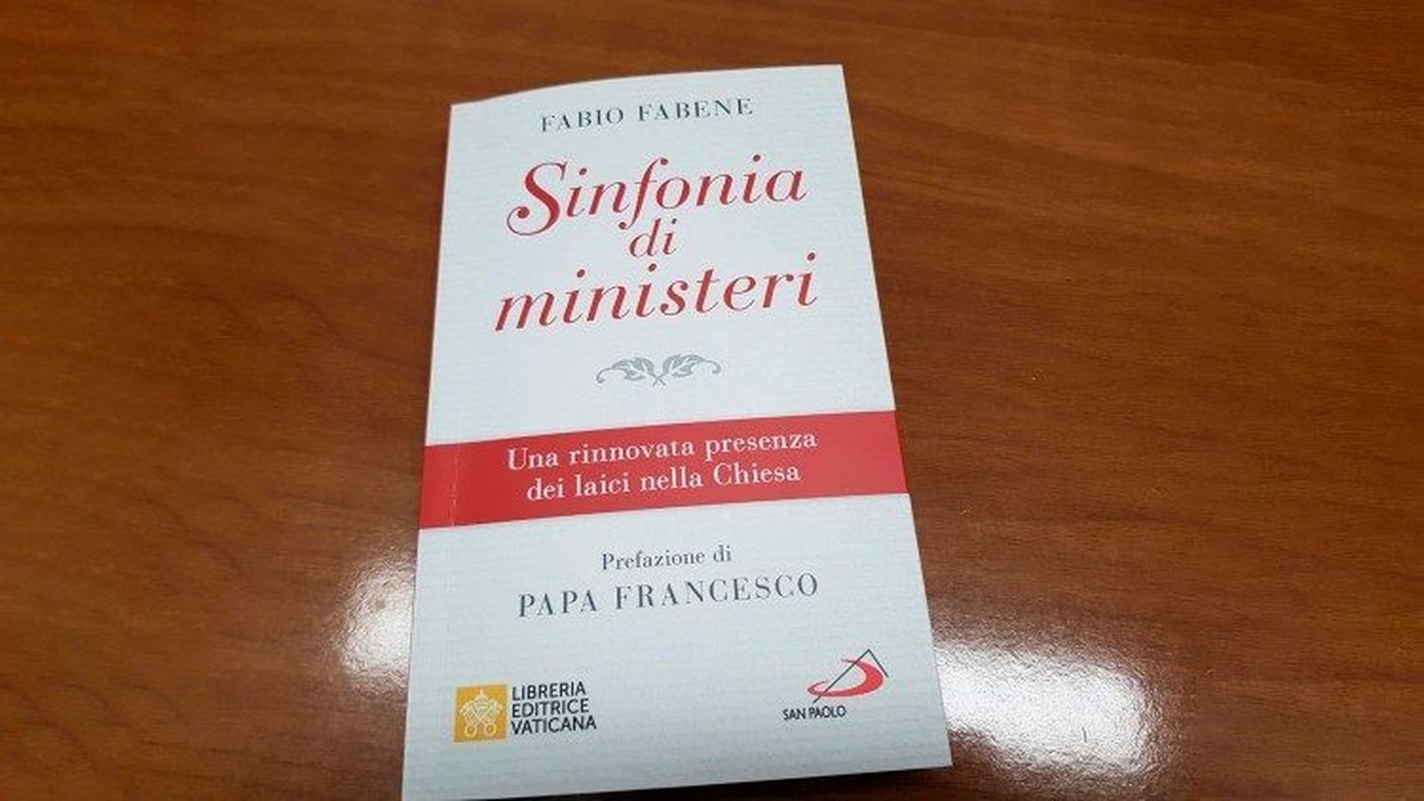 Libro de Monseñor Fabio Fabene