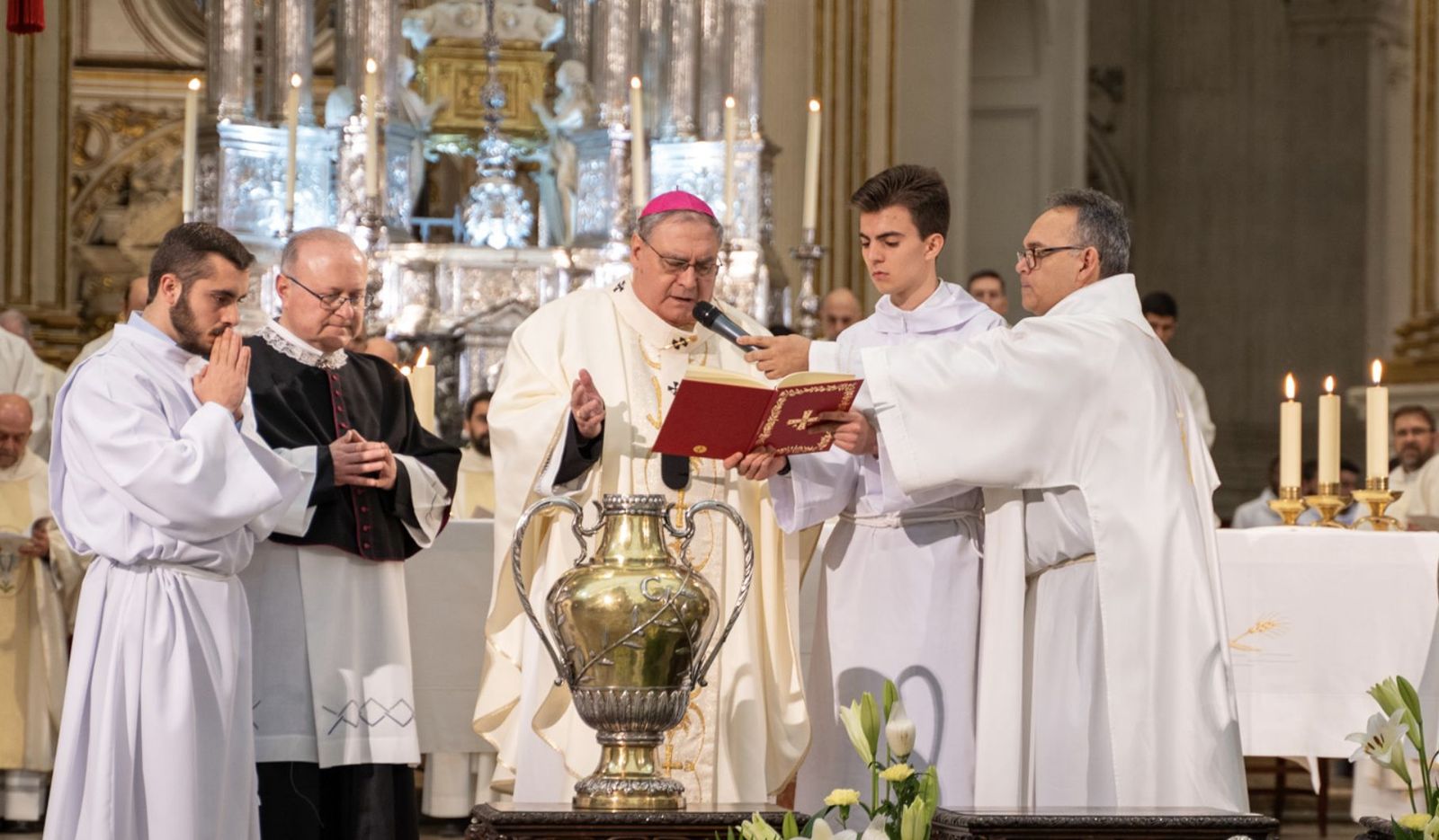 Monseñor Gil Tamayo