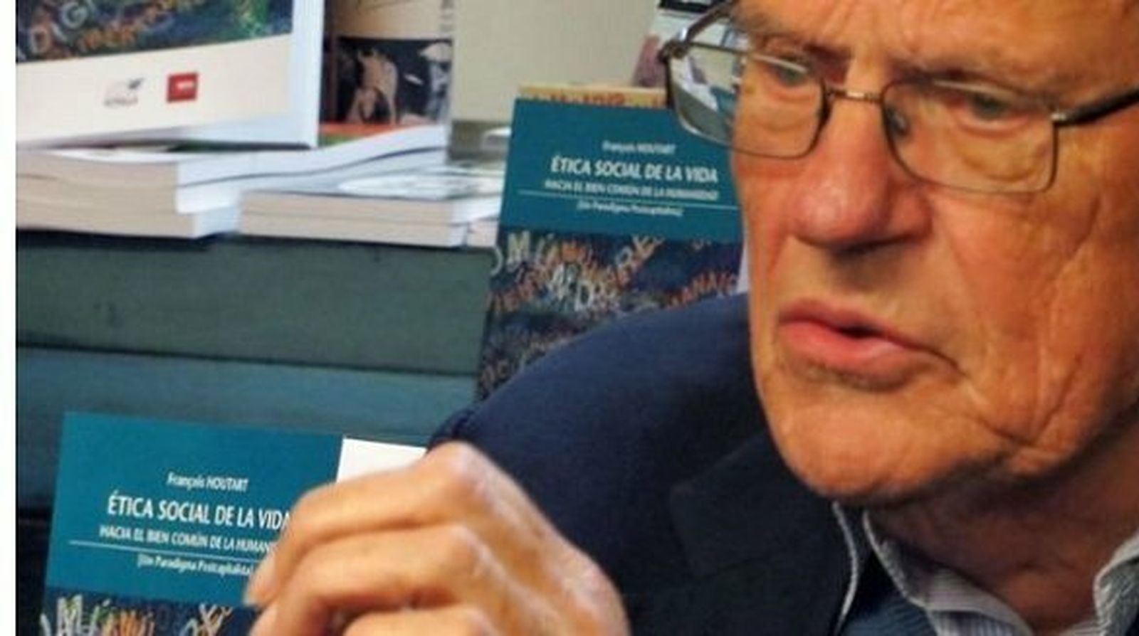 Falleció François Houtart