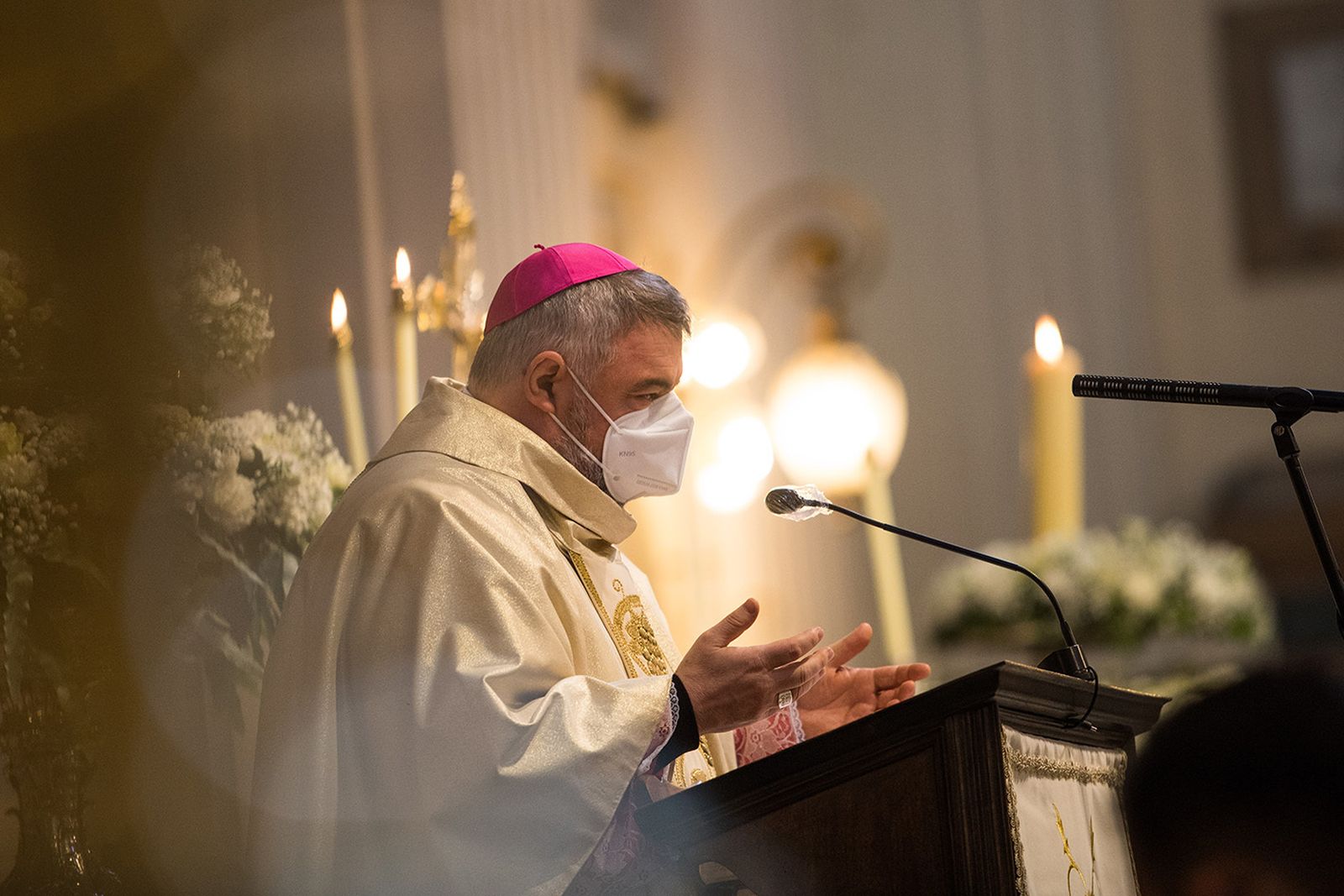 Monseñor Carlos Escribano, arzobispo de Zaragoza y consiliario de Manos Unidas