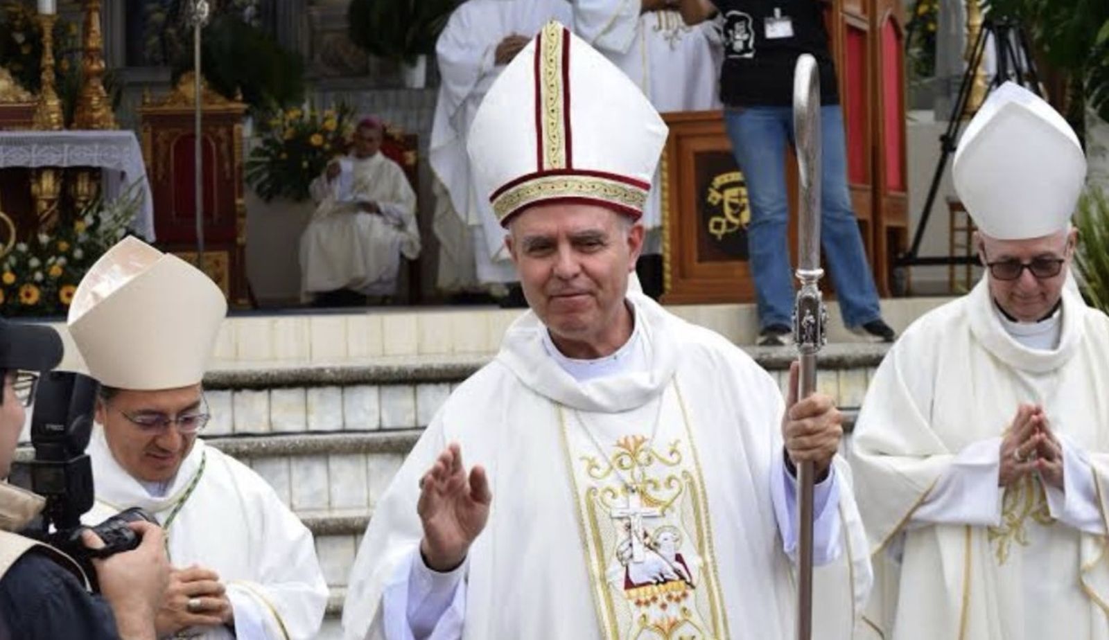 Ordenación en Honduras de Patricio La Rosa, segundo obispo de la Diócesis de Danlí