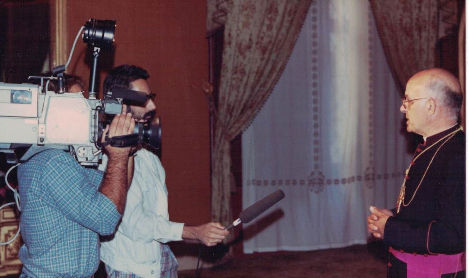 Martí Alanis entrevistado en el palacio episcopal de La Seu d'Urgell.