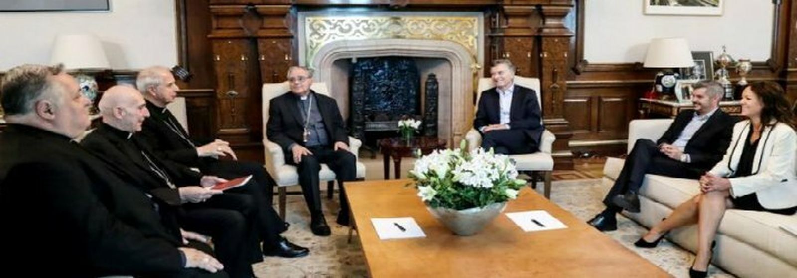 El presidente Mauricio Macri y los obispos argentinos