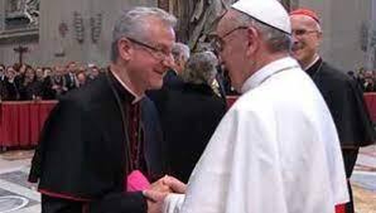 Vives con el papa Francicoi