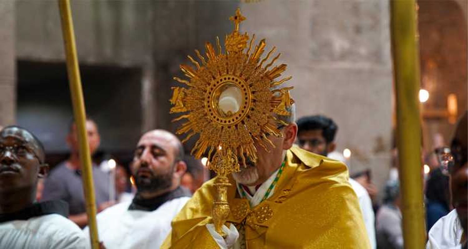 El cardenal Pizzaballa en la celebración de Corpus Christi en el Santo Sepulcro