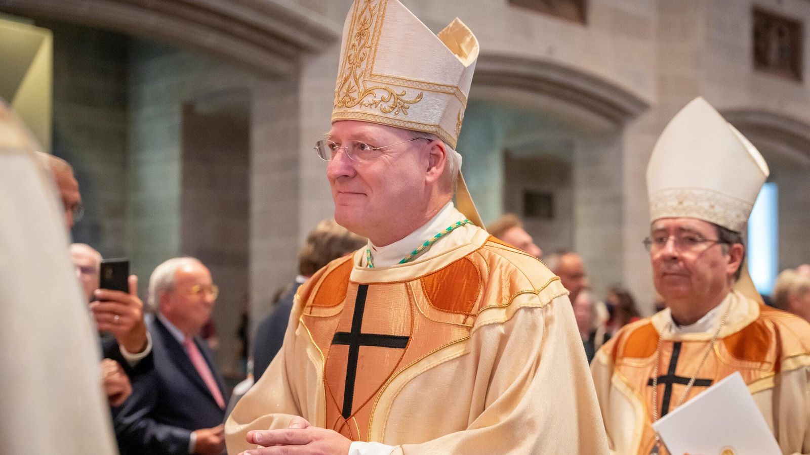 El obispo auxiliar de Detroit, denunciado por abusos sexuales a un menor