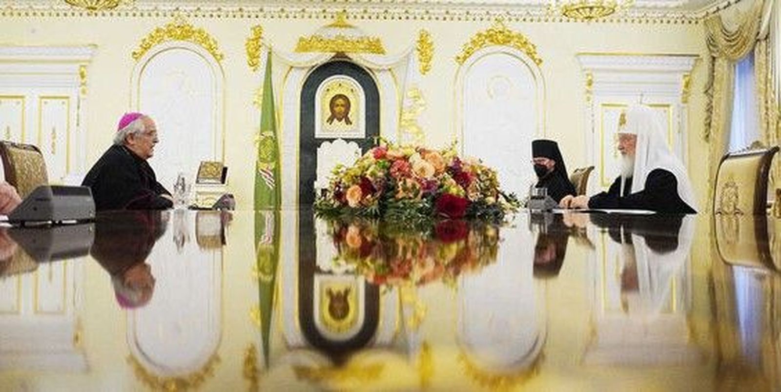 Kirill y el nuncio Giovanni D'Aniello