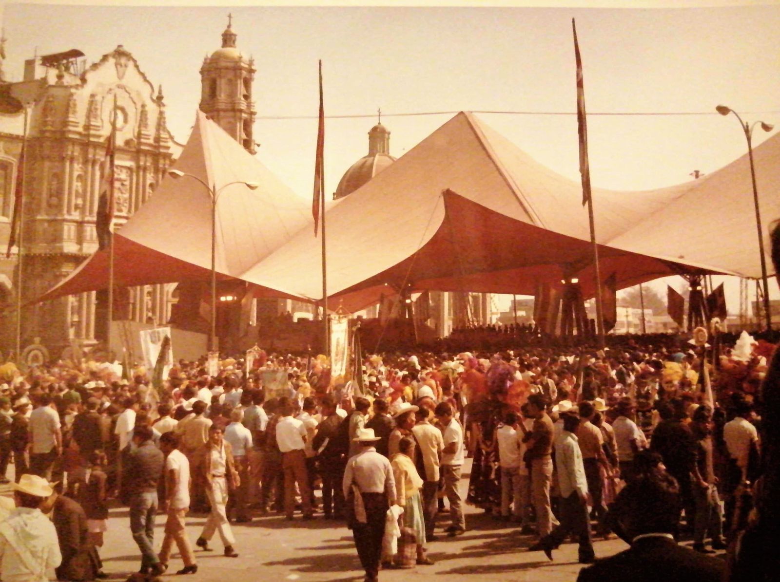 1970. Festejo por los 75 años de la coronación