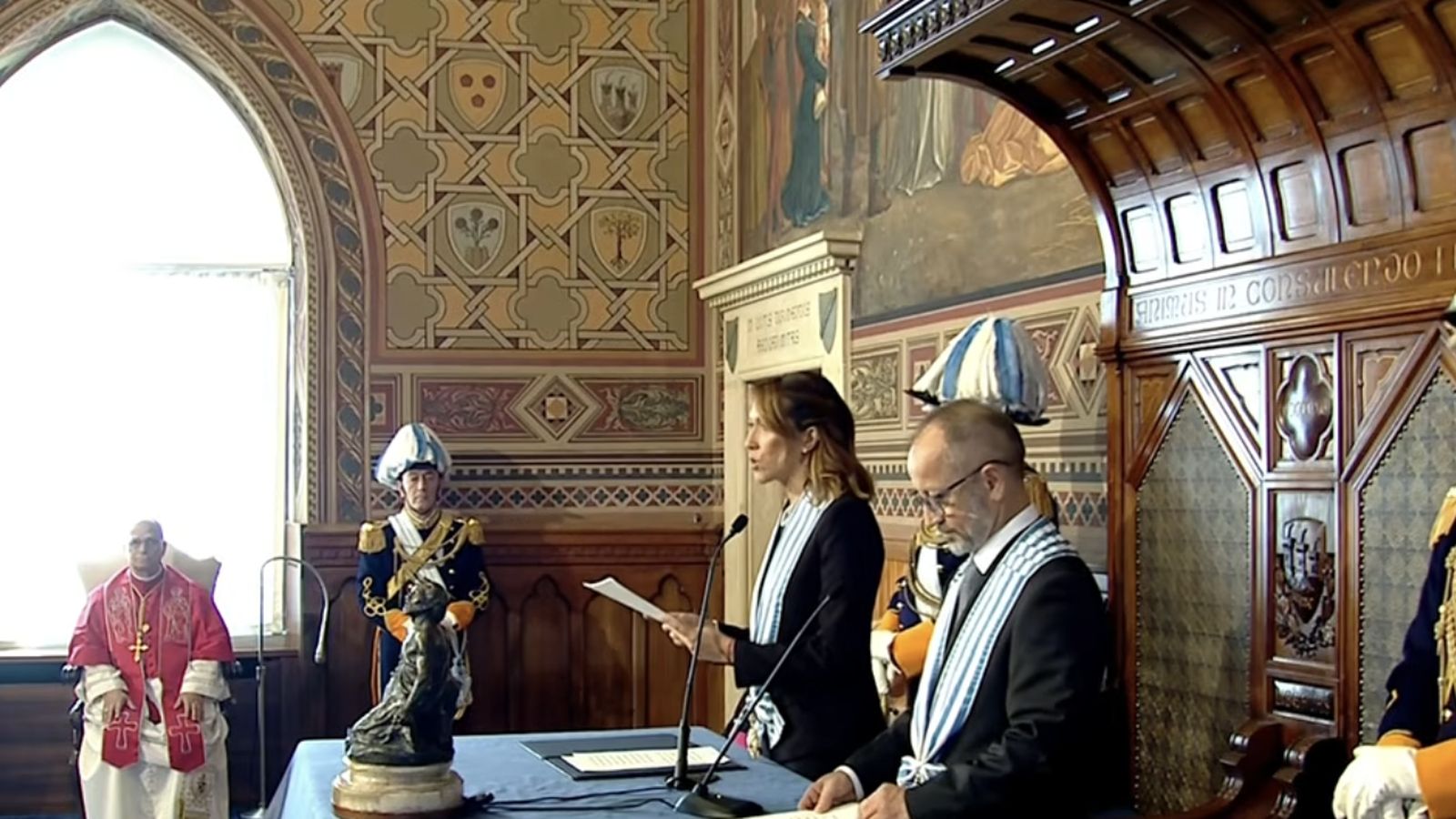 La Capitana Regente se dirige al Papa