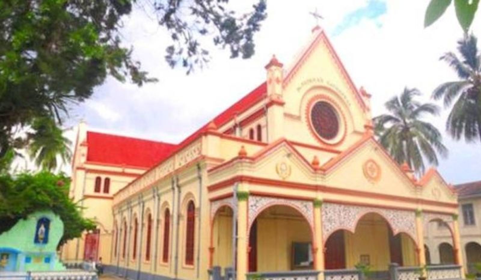 La catedral de San Patricio, en Banmaw (Birmania)