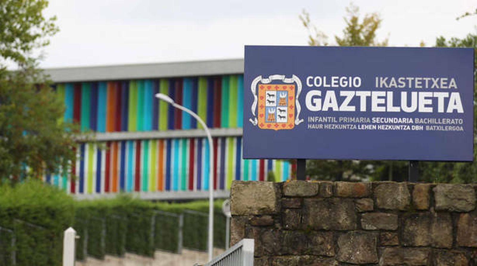 Vista exterior del Colegio Gaztelueta, del Opus Dei