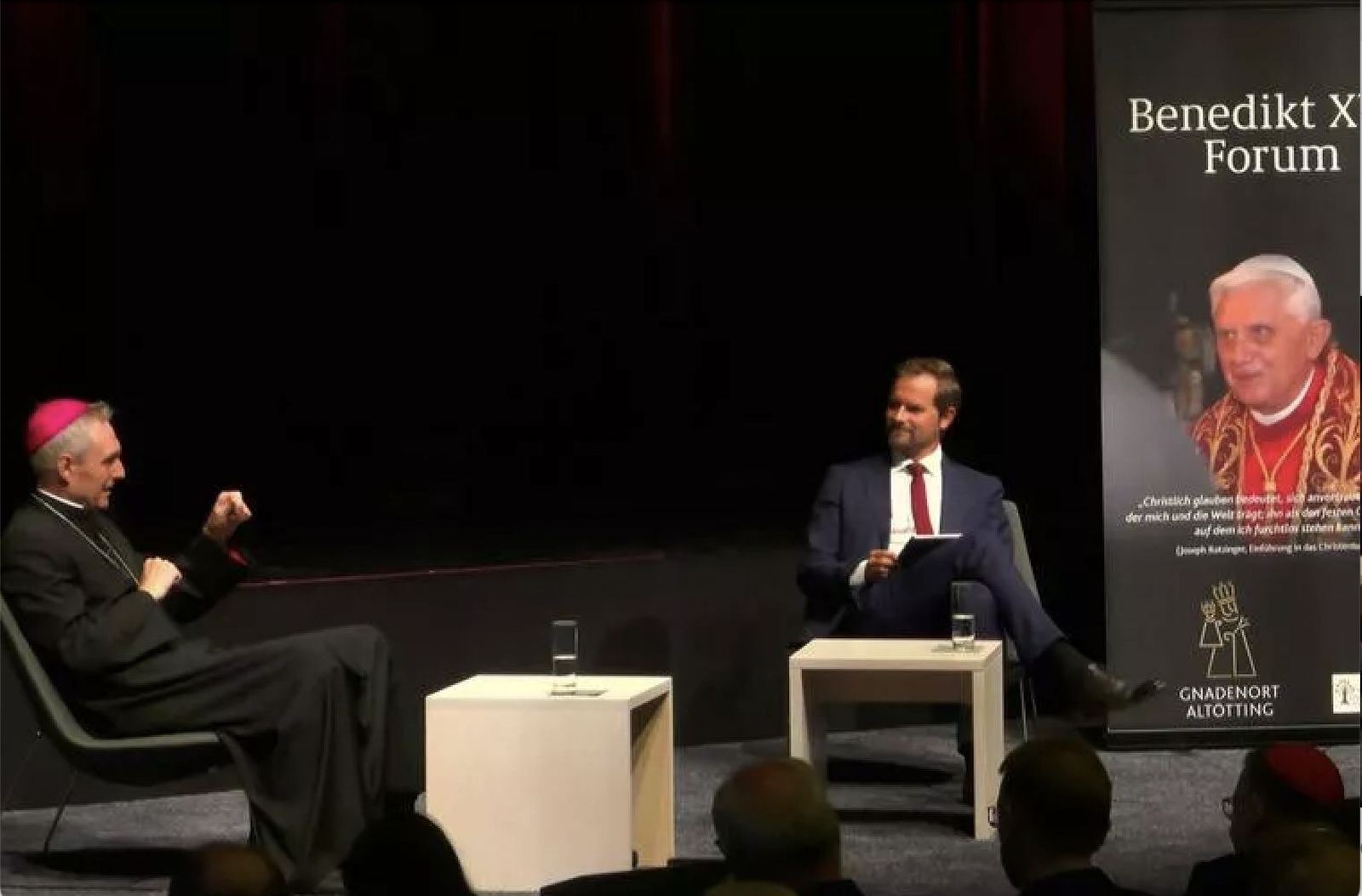 Georg Gänswein entrevistado por la EWTN