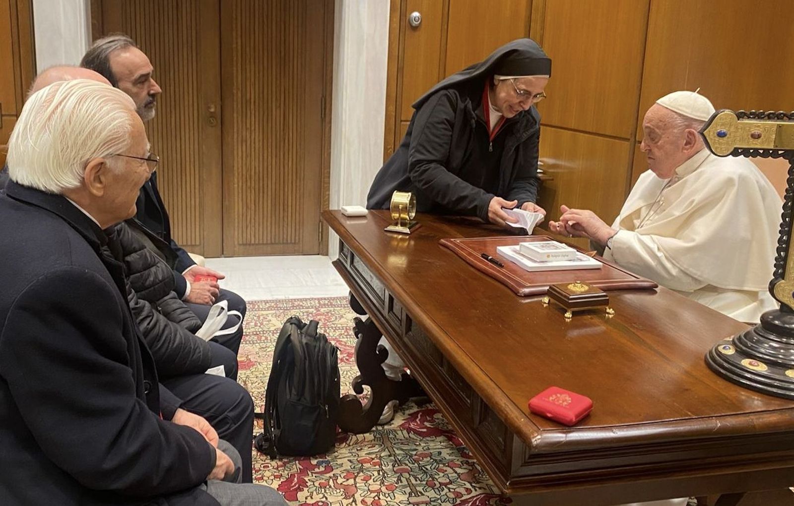 Sor Lucía y el P. Ángel, los 'apóstoles del hagan lío'