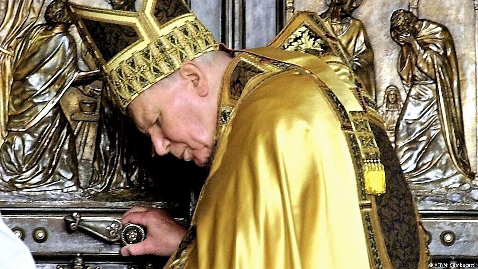 Juan Pablo II ¿realmente santo?