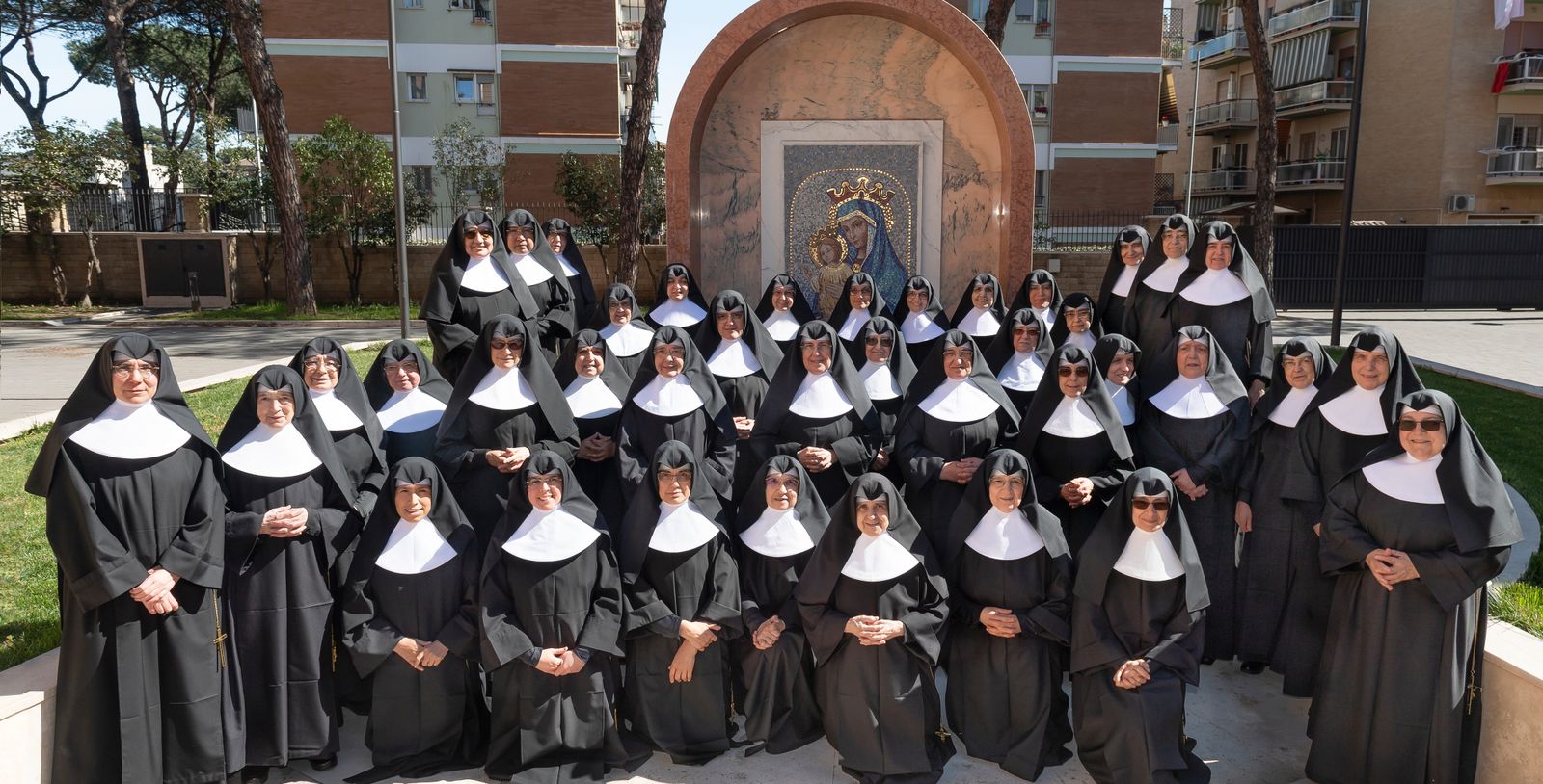 Hemanitas de los Ancianos Desamparados