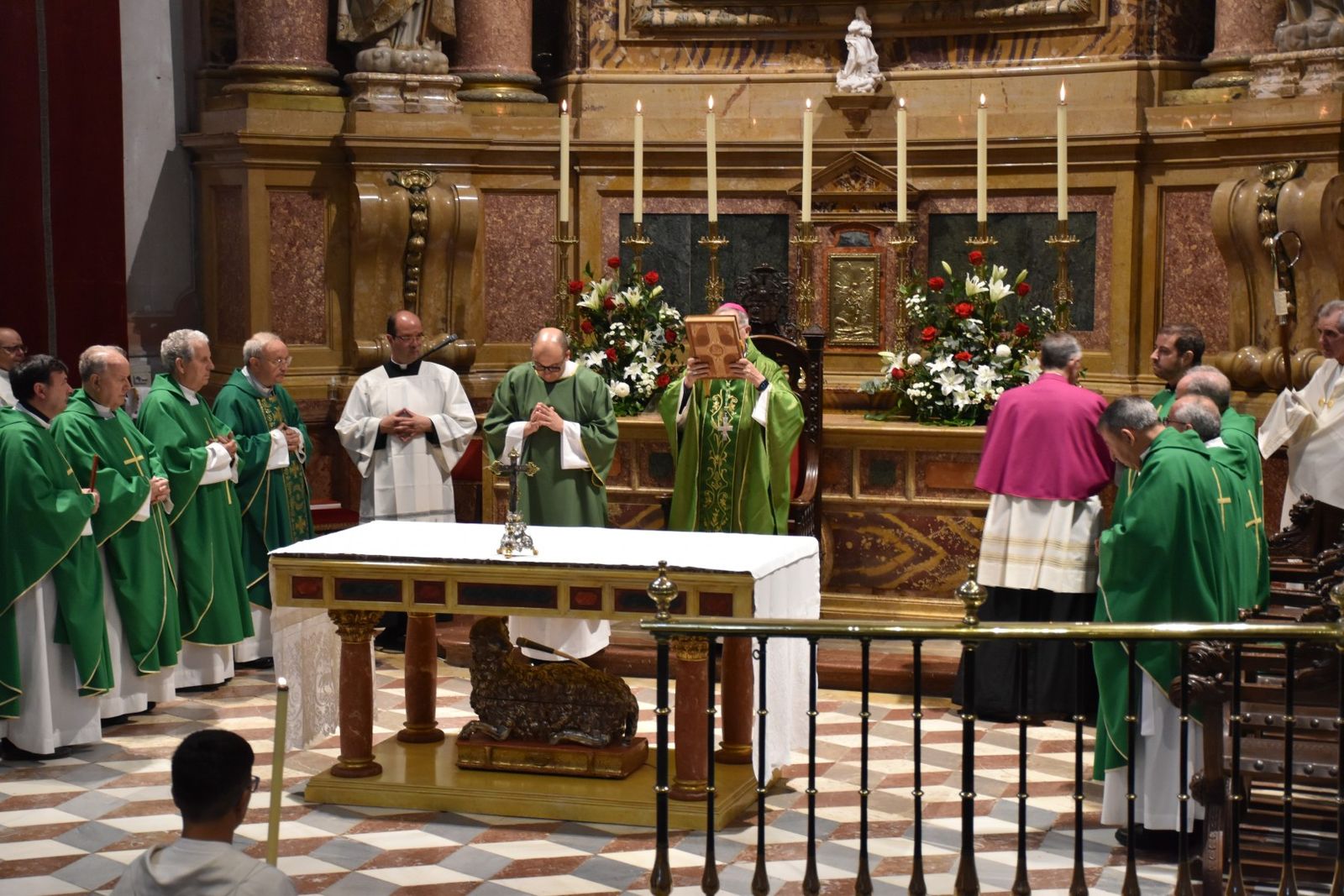 Regresa el culto a la catedral de Zamora