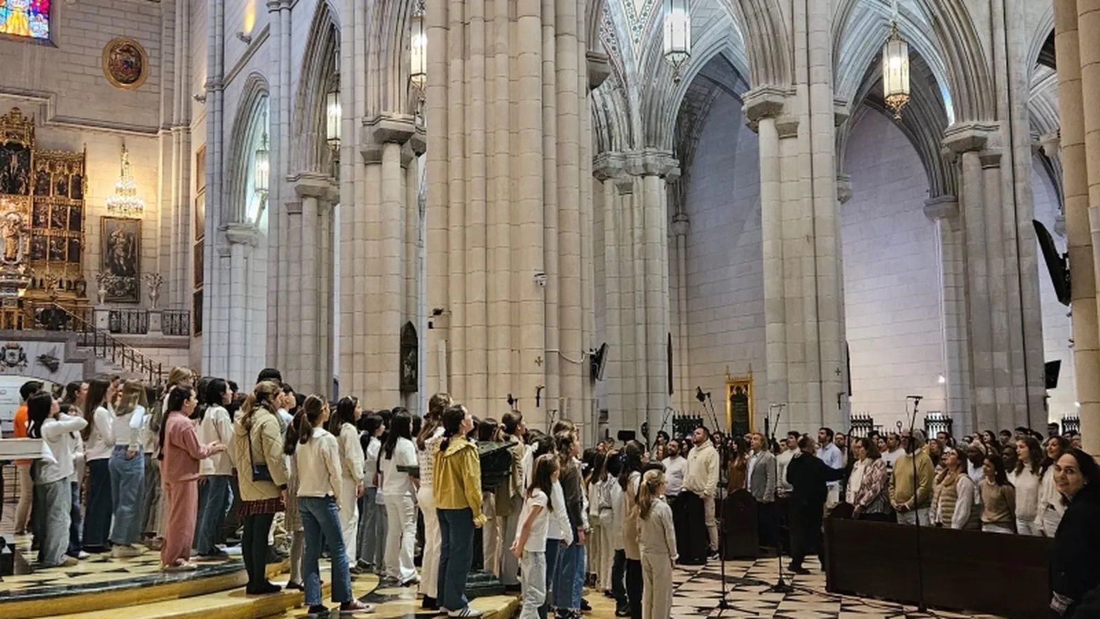 Ensayo en la Catedral de la Almudena, Madrid