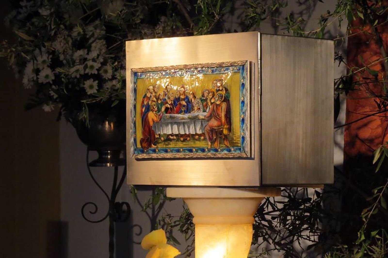 ¿Quien se amasa a sí mismo para ser pan partido?